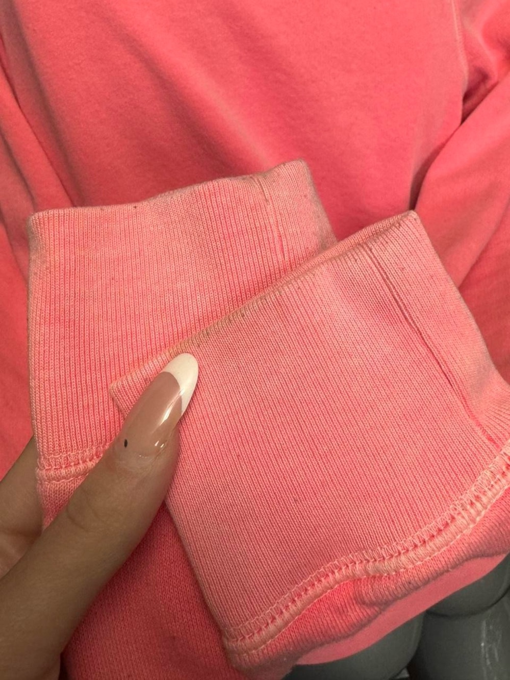 ❌SOLD❌PINK Victoria’s Secret Vintage Y2K Sweatshirt Leopard-Print & Pocket - Picture 3 of 4